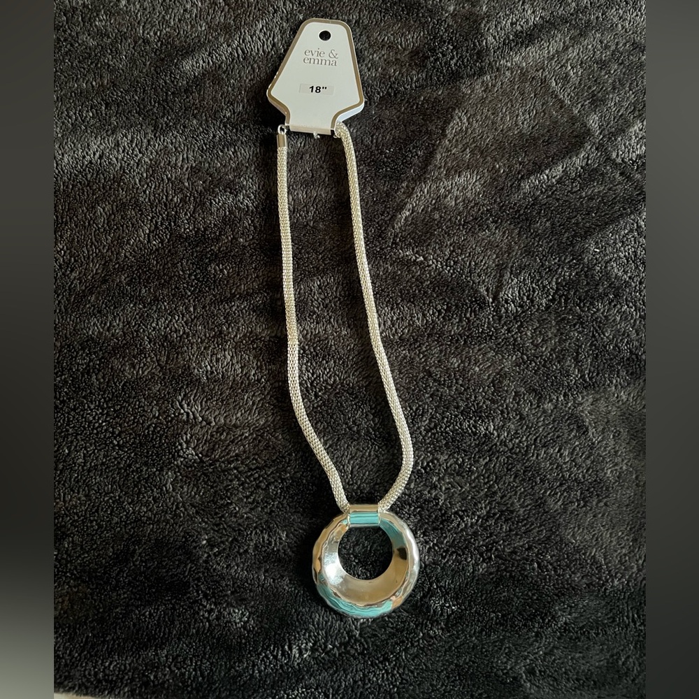 Evie & Emma 18” necklace